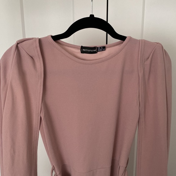 Pretty little thing. Dusty rose mid faux wrap dress w/ cape sleeves.never worn - Picture 3 of 4